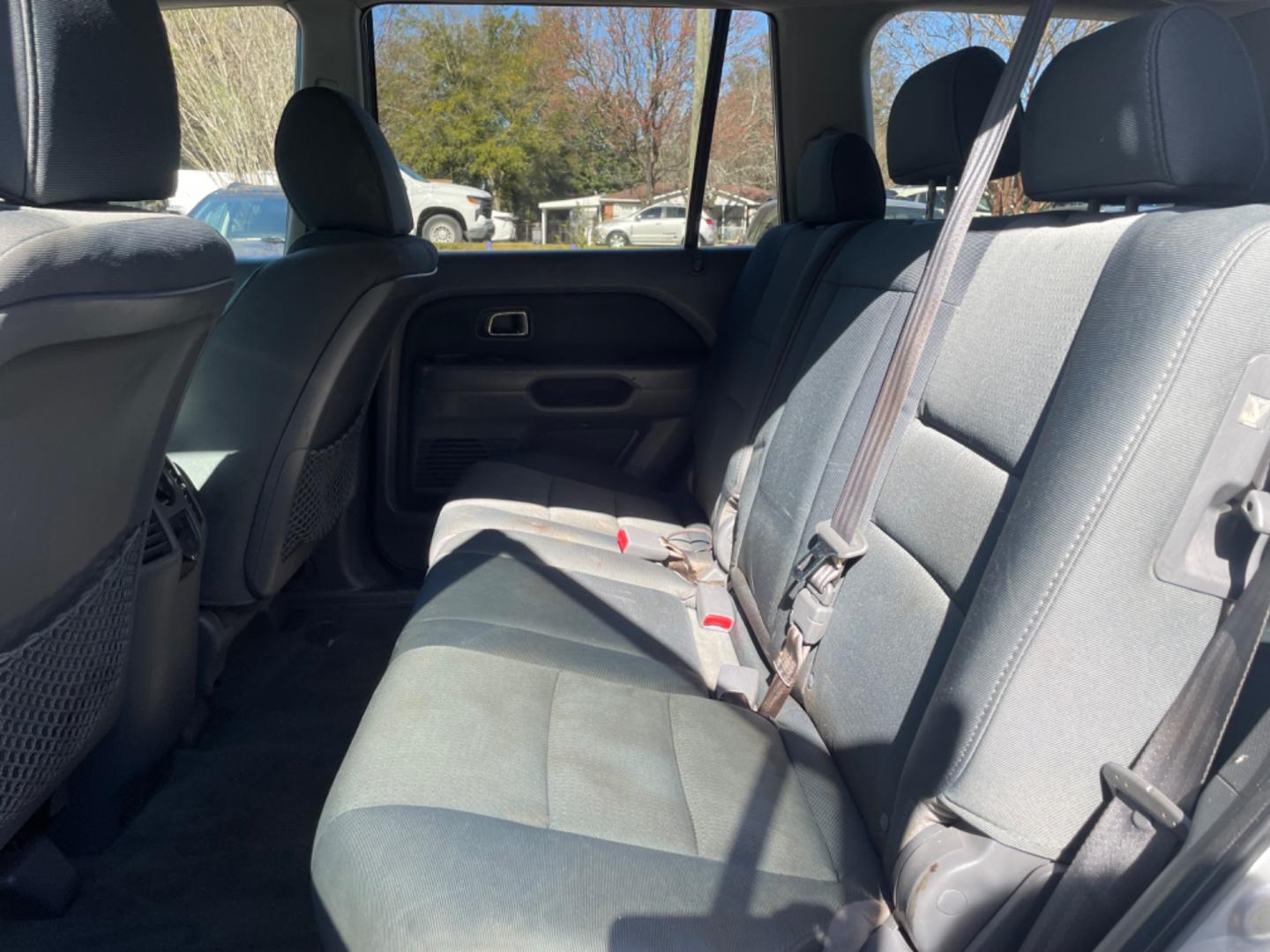 2008 SILVER HONDA PILOT VP (5FNYF18258B) with an 3.5L engine, Automatic transmission, located at 5103 Dorchester Rd., Charleston, SC, 29418-5607, (843) 767-1122, 36.245171, -115.228050 - Photo#15